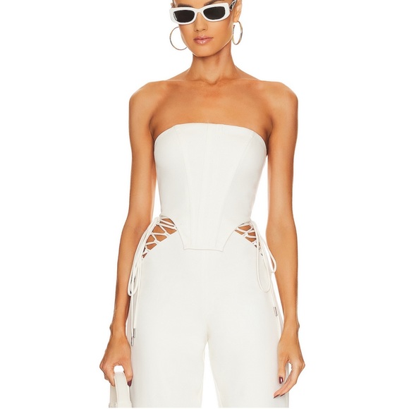 Revolve top - Picture 1 of 3